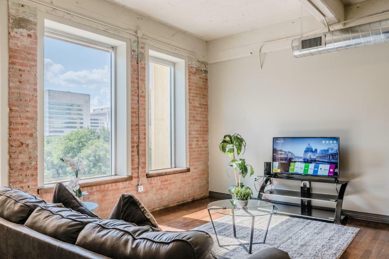Regal Stays Corporate Apartments - Downtown Dallas Ngoại thất bức ảnh